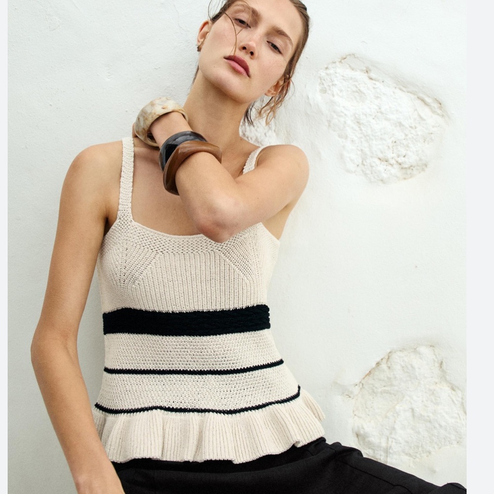 Zara Cream and Black Textured Knit Top with Flounce Hem